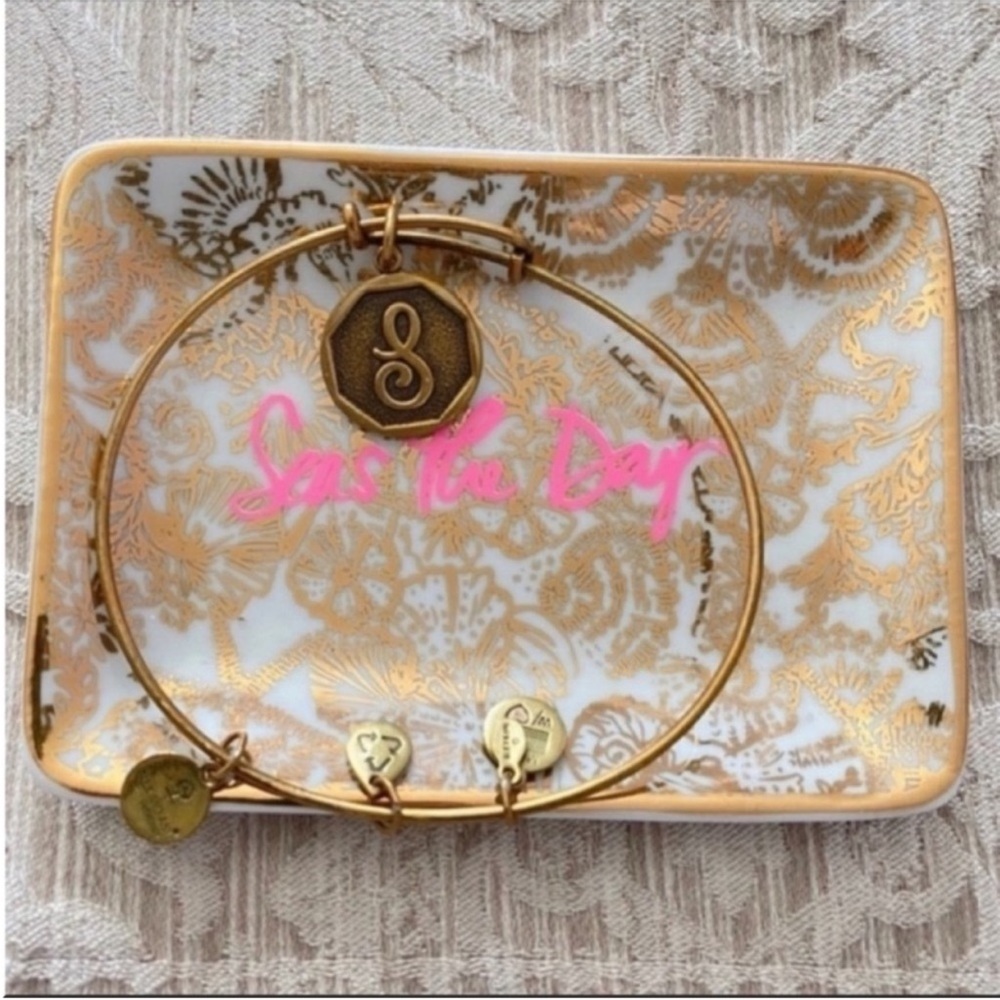 Women’s Alex and Ani Gold “S” Charm Bracelet - Picture 3 of 7